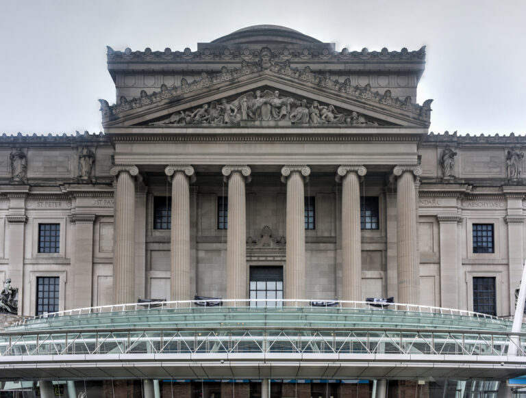 Brooklyn,,New,York,-,January,10,,2016:,Brooklyn,Museum,In