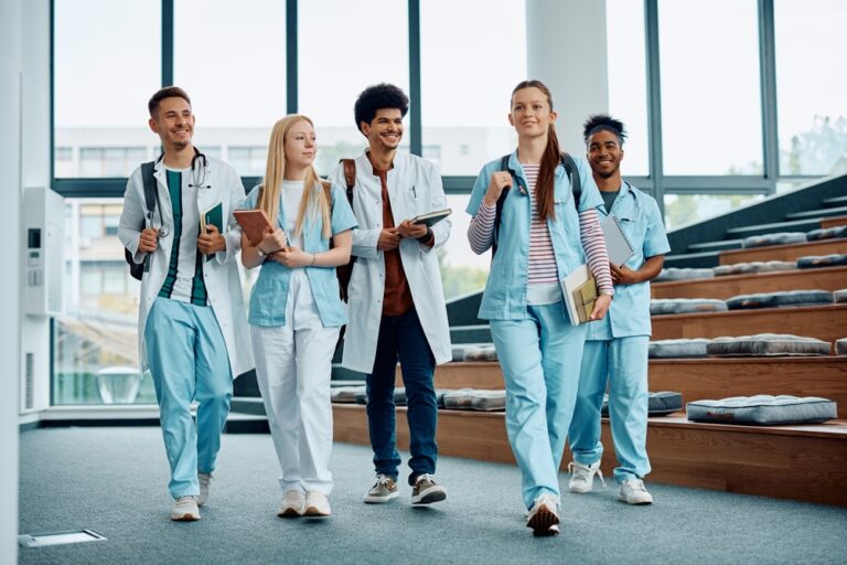 Group,Of,Medical,And,Nursing,Students,Leaving,The,Amphitheater,After