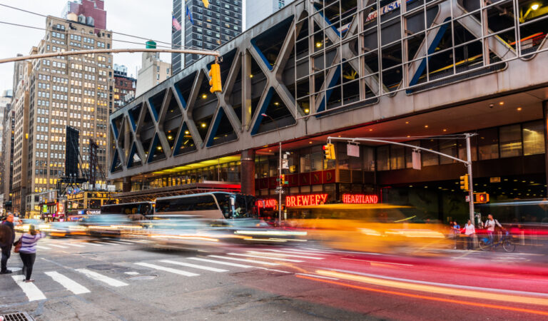 New,York,,Usa,-,September,26,,2018:,Port,Authority,Bus