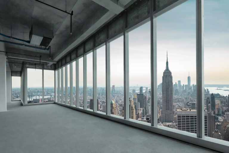 A,Bare,Office,Interior,With,Views,Of,New,York,Manhattan