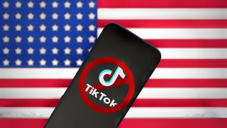 Jakarta,-,March,25,2024:,Tiktok,Logo,On,Smartphone,And,Banned