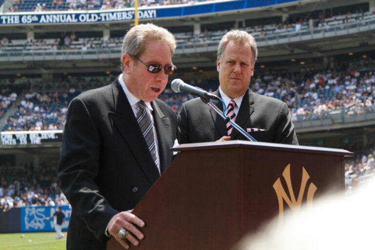 Bronx,,Ny,-,Jun,26:,Baseball,Announcers,John,Sterling,(l)