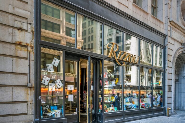 New,York,,Ny,,Usa,-,September,6,,2022:,Rizzoli,Bookstore