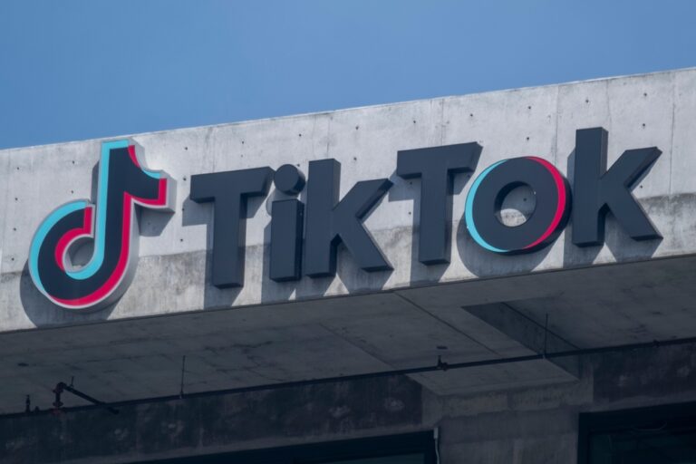 A,Tiktok,Sign,Is,Displayed,On,Tiktok,Inc