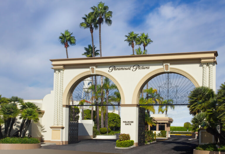 Los,Angeles-november,27:the,Main,Gate,To,Paramount,Studios,On,November