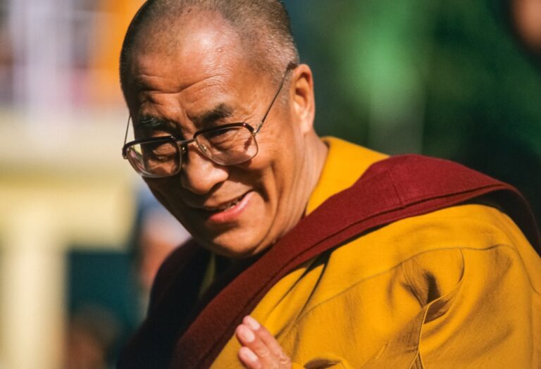 Dharamsala,,India,-,February,22,1998:,Tenzin,Gyatso,,The,14th