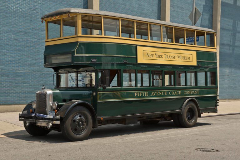 Torna il vintage Bus Festival di new york