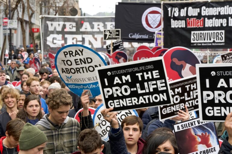 I referendum sull'aborto a rischio in alcuni stati dopo le azioni legali dei gruppi pro-life