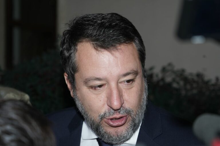 Migranti, Salvini “Alcuni giudici fanno politica in tribunale”