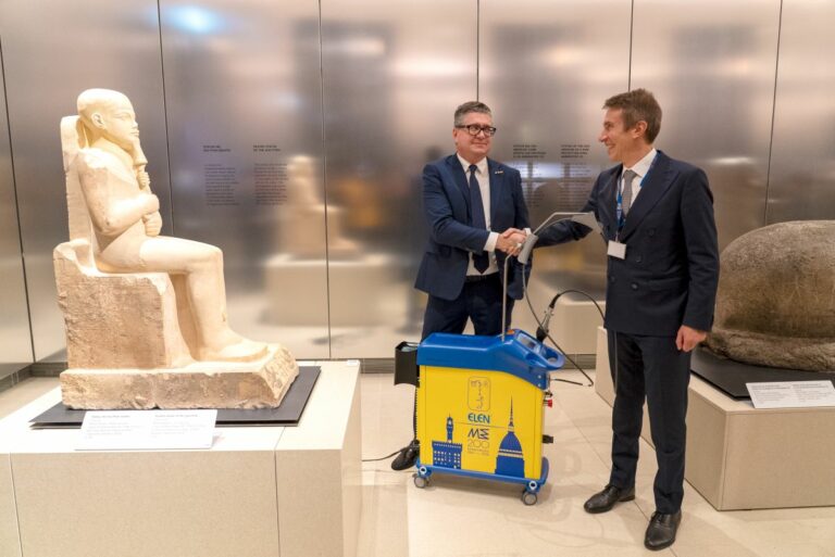 Donato al Museo Egizio di Torino un laser di El.En