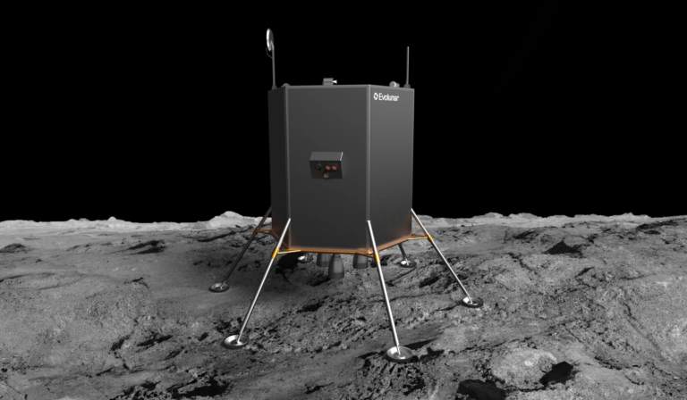 evolunar-lunadrone-on-moon-surface