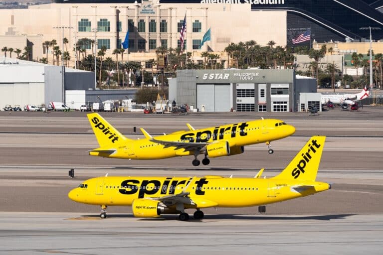 Spirit Airlines dichiara la bancarotta