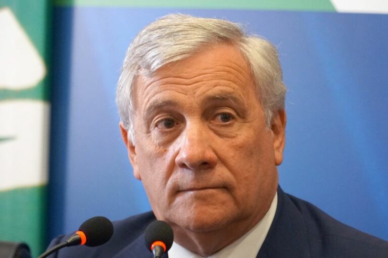 Ucraina, Tajani “Lavoriamo per la pace entro il 2025”