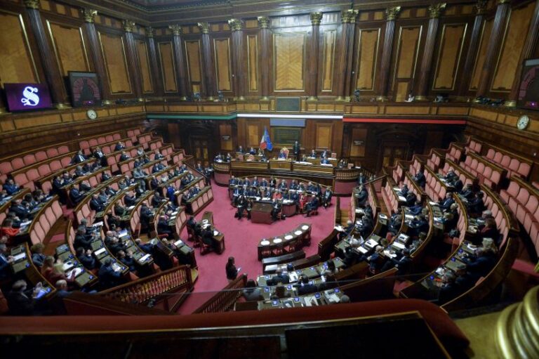 La manovra è legge, via libera definitiva dal Senato