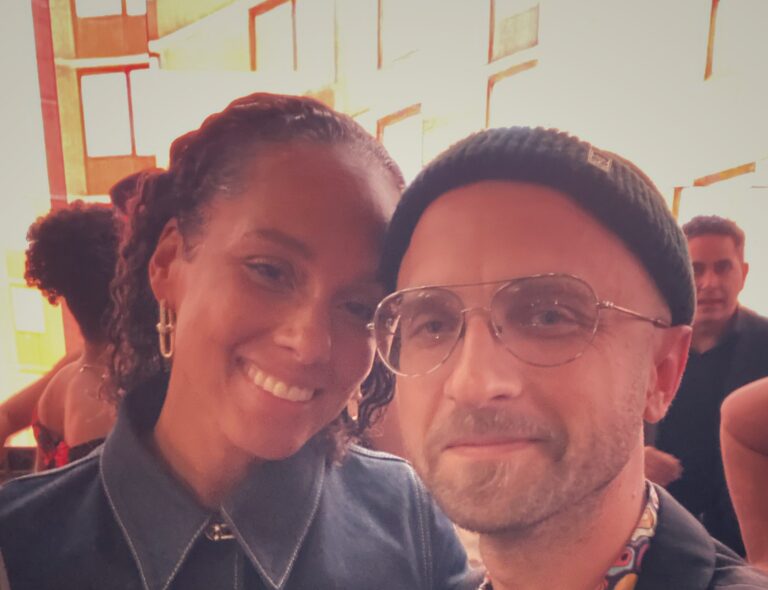 foto Enrico de Trizio con Alicia Keys