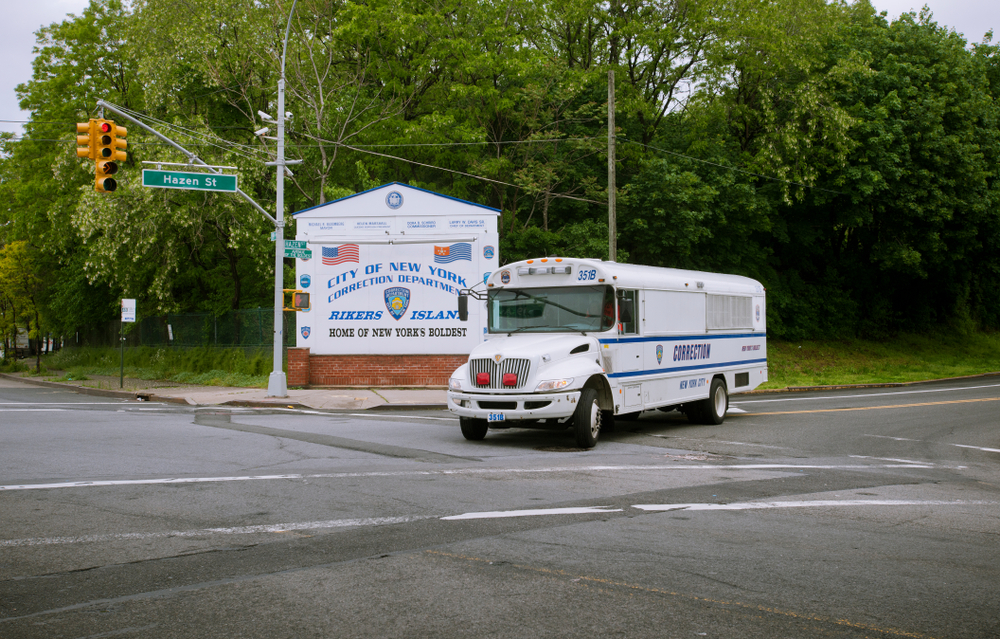 Il carcere di Rikers Island non sarà più amministrato dalla città di New York