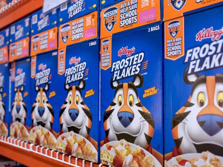 Manila,,Philippines,-,Sept,2020:,Popular,Kellog's,Frosted,Flakes,On