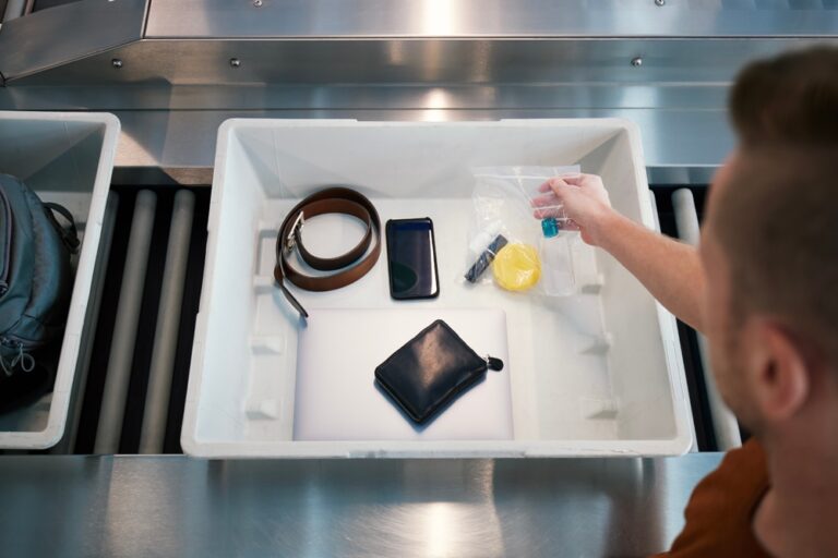 Airport,Security,Check,Before,Flight
