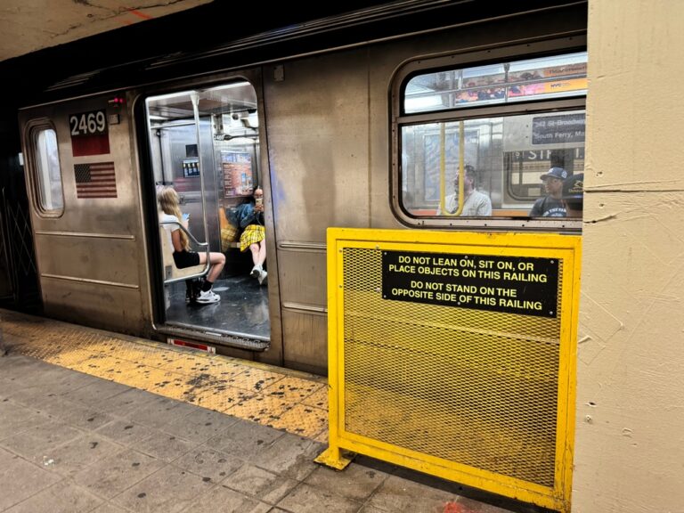 New,York,,Ny,Usa,-,June,21,,2024,:,Yellow