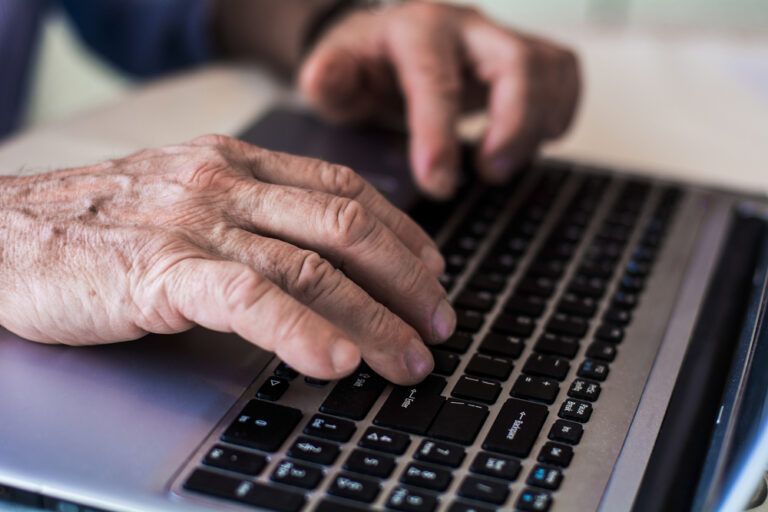 Old,Hands,On,The,Keyboard