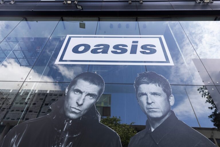 London,,Uk,-,26,June,2025:,Oasis,Band,Live,25