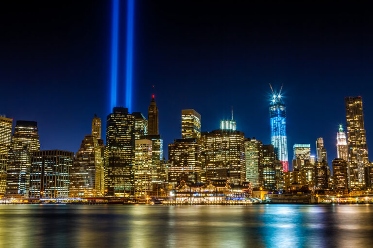 World,Trade,Center,911,Lights,Over,Manhattan,Buildings,Off,East