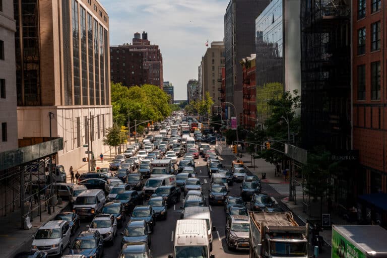 New,York,Ny,Usa-june,18,,2021,Vehicles,Clog,Tenth,Avenue