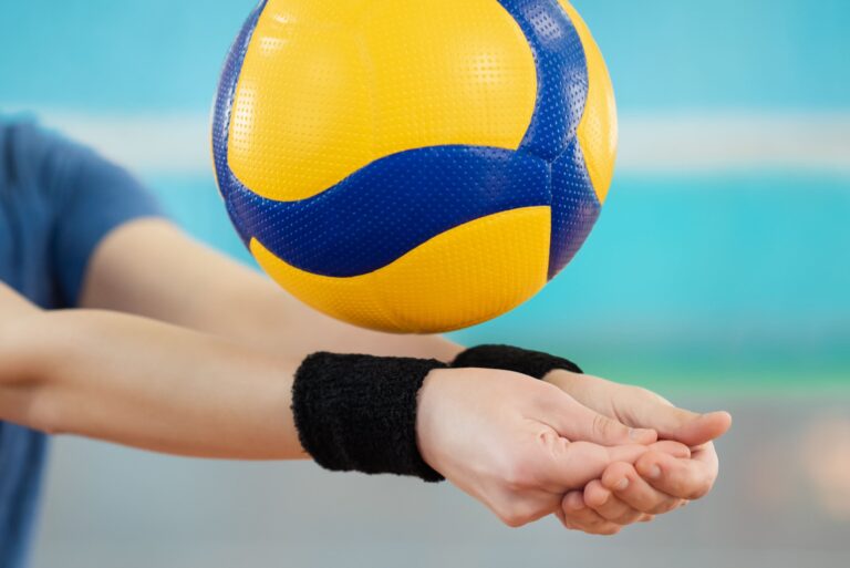 volley-shutterstock_2405421079 (1)