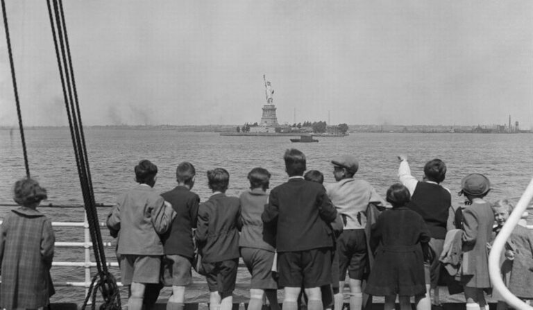 ellis-island_980x571