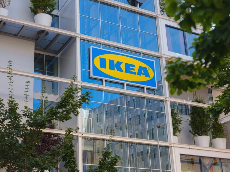 Vienna,,Austria,-,August,10,,2022:,Ikea,Store,Near,The