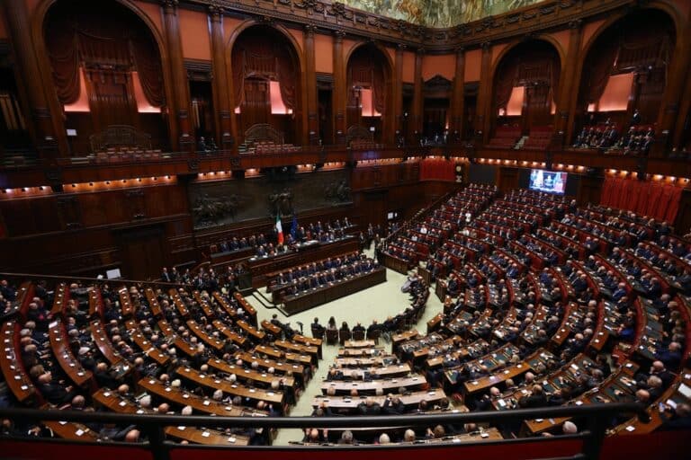 shutterstock_2371160533