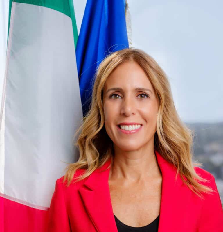 Console Raffaella Valentini modificata