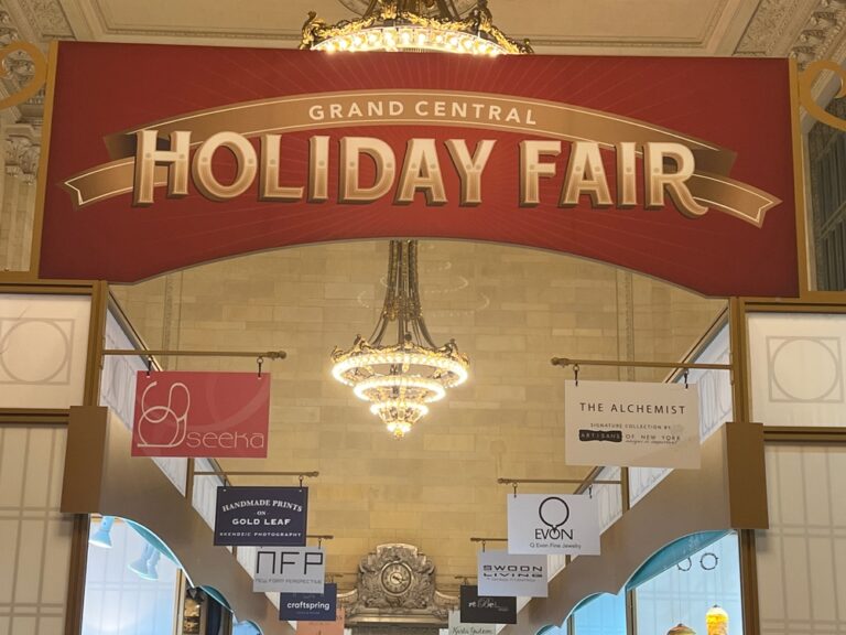 New,York,,Ny,-,Dec,7:,Holiday,Fair,At,Grand