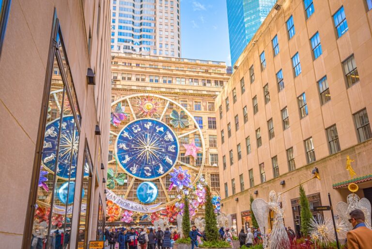 New,York,City,,Ny,,Usa-,December,27,,2023:,Christmas,Decoration