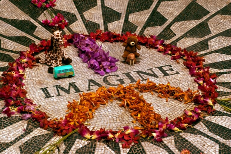 New,York,Ny,Usa-july,4,,2008,The,Imagine,Mosaic,In