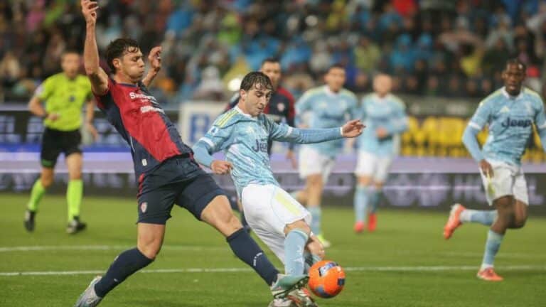 cagliari-juventus calcio strrano