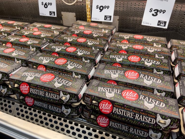 Mill,Creek,,Wa,Usa,-,Circa,April,2022:,Angled,,Selective