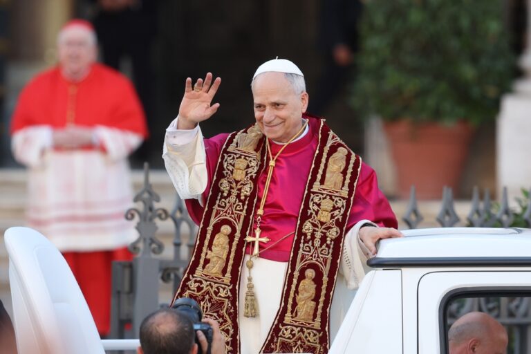 Rome,,Italy,May,18,,2025:,Pope,Leo,Xiv,Appears,From