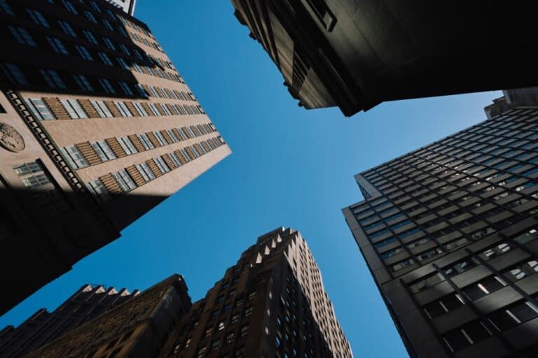 View,From,The,Street,Of,Tall,Skyscrapers,In,Manhattan,,New