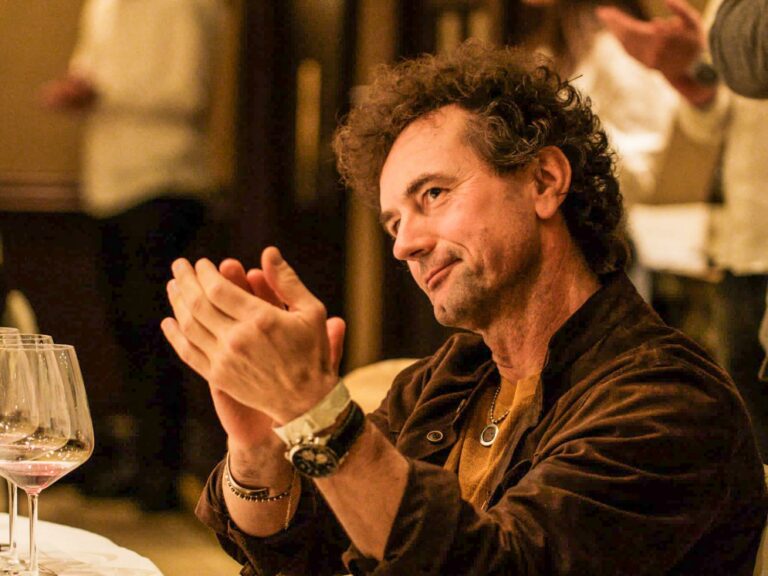 Un-ritratto-di-Tony-Sasa