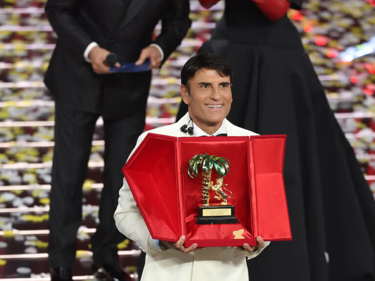 sal-da-vinci-with-the-leone-doro-award-during-the-76th-news-photo-1772328252