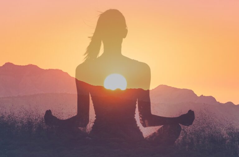 Woman,In,Yoga,Pose,,Zen,Meditation,At,Sunset
