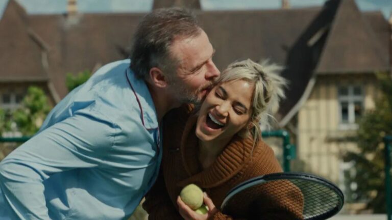 simon-pegg-e-Sofia-Boutella-1500x844