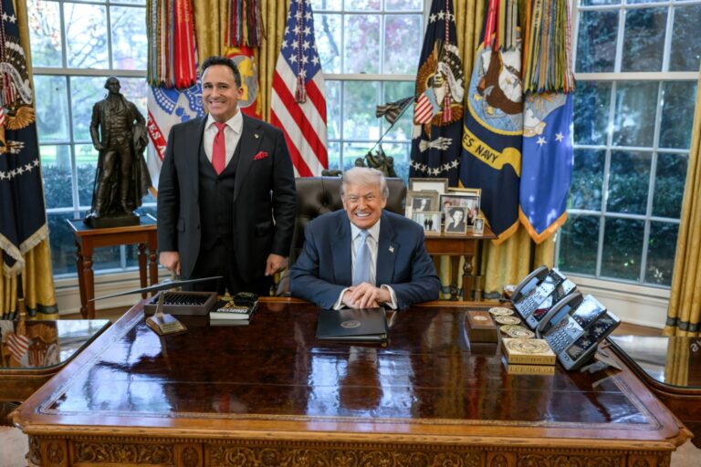 CDM-_-Oval-Office-HQ-1