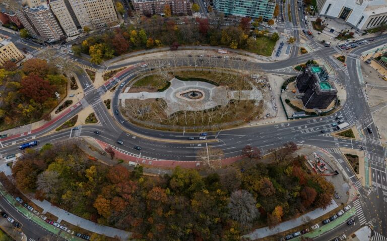 An,Aerial,View,Over,Grand,Army,Plaza,In,Brooklyn,,New