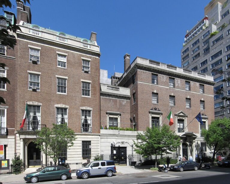 1920px-Italian_Consulate_General_NYC_001_002_combined (2)