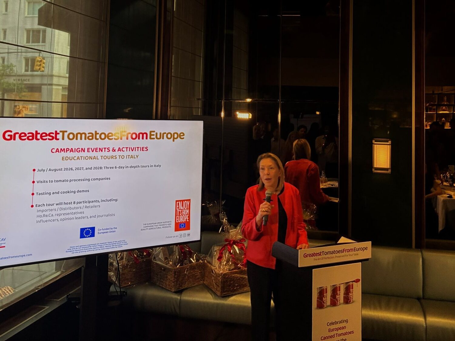 Il pomodoro italiano si presenta a New York, al ristorante Armani