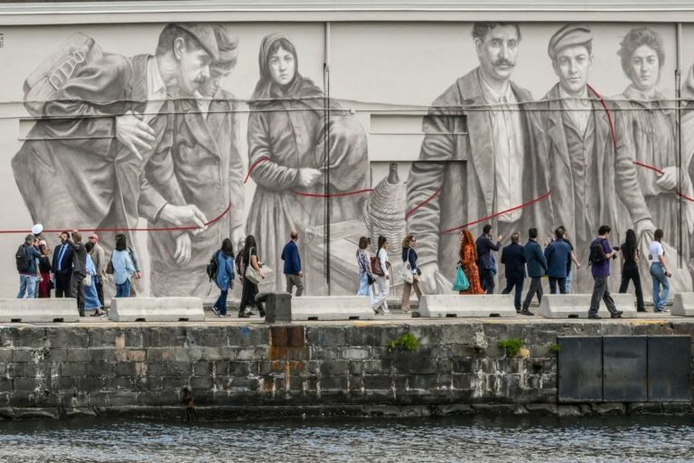Un mural de gran formato titulado «In Sanguine Foedus. Nuovo Mondo» Unión en Sangre