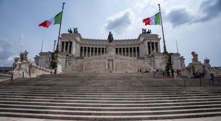 Rome,,Italy,-,May,29,,2024:,National,Monument,The,Vittoriano