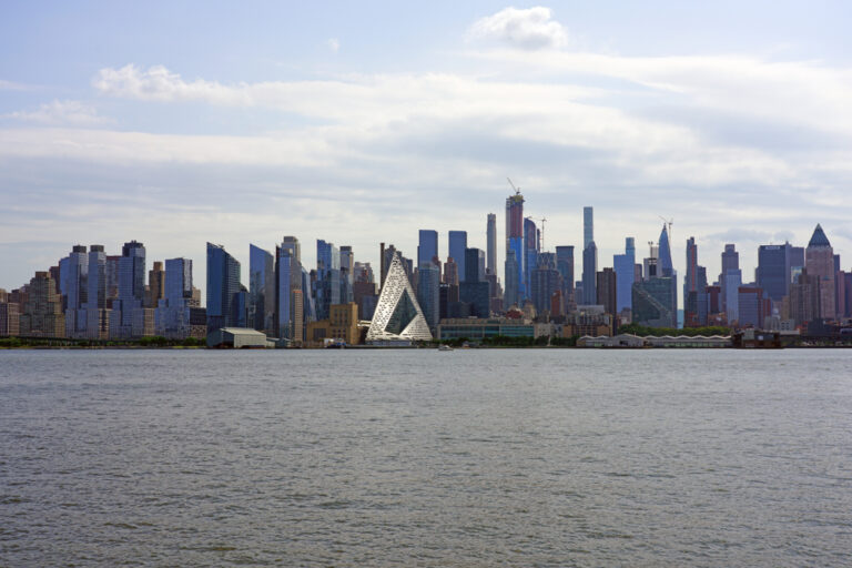 Weehawken,,Nj,-26,Aug,2018-,View,Of,The,Midtown,Manhattan